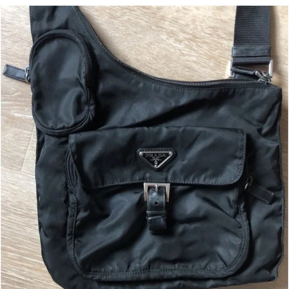 Prada crossbody - Picture 3 of 5